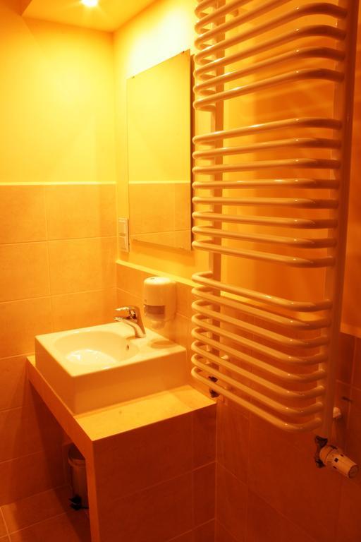 Hotel Kuznia Oberza Polska Łysomice Værelse billede
